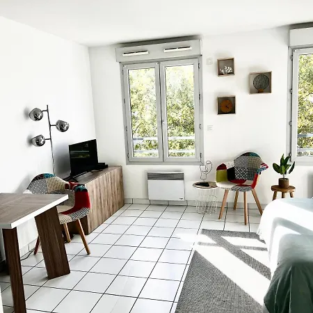 Bell Combe - Proche Gare Partdieu Apartamento *